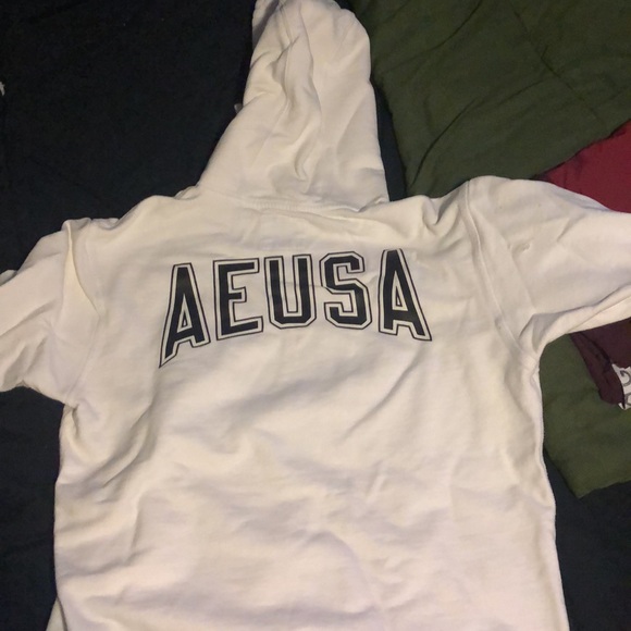 American eagle sweater - Picture 2 of 2